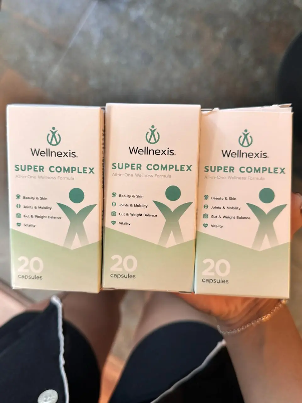 Klientka z produktem Wellnexis